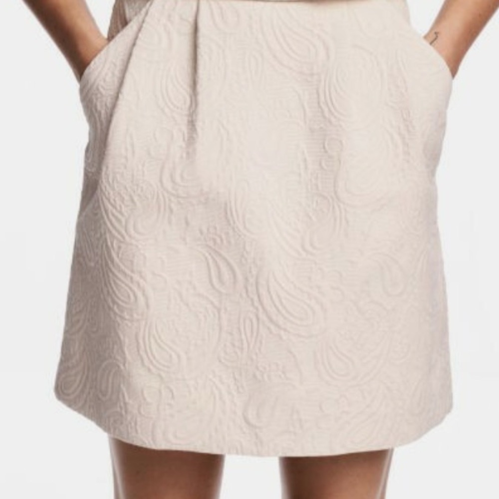 H&M Blush Pink/Cream Paisley Print Skirt
